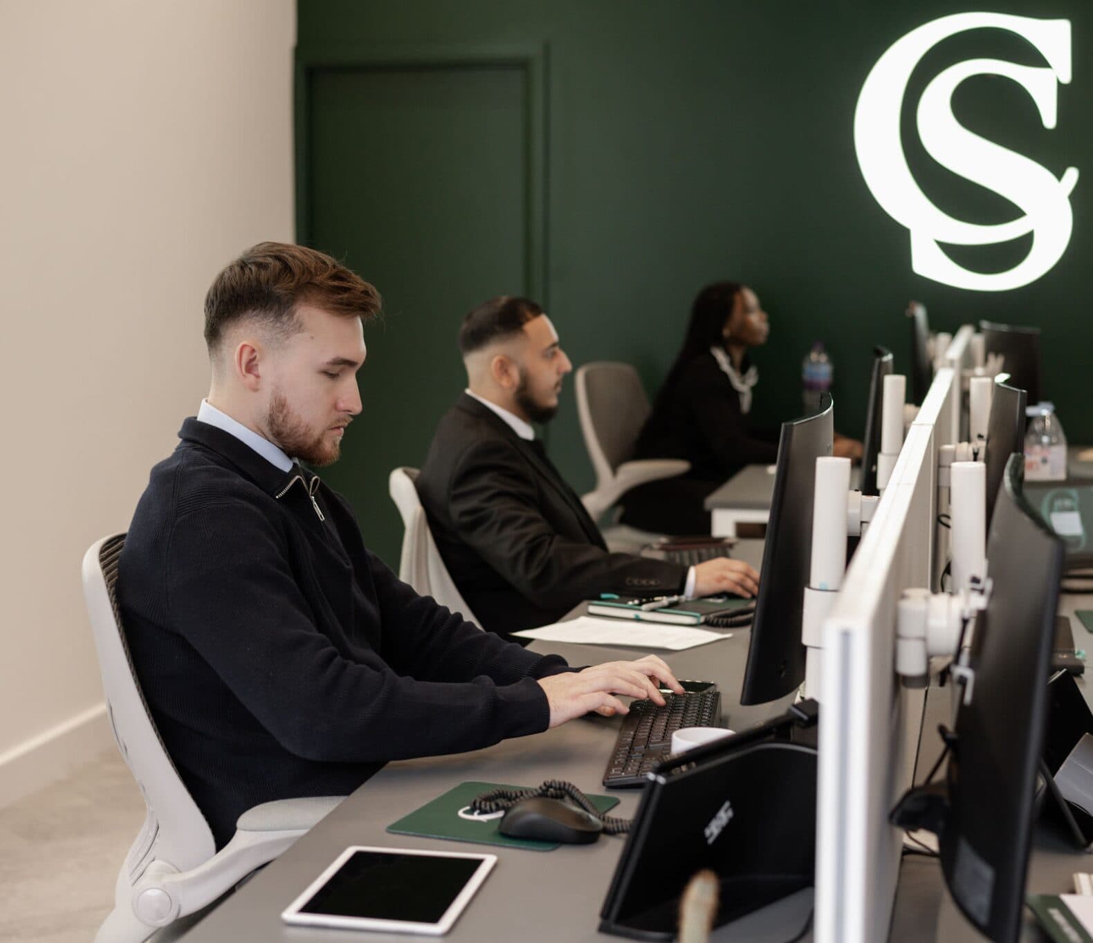 <strong>Register For Property Alerts</strong>